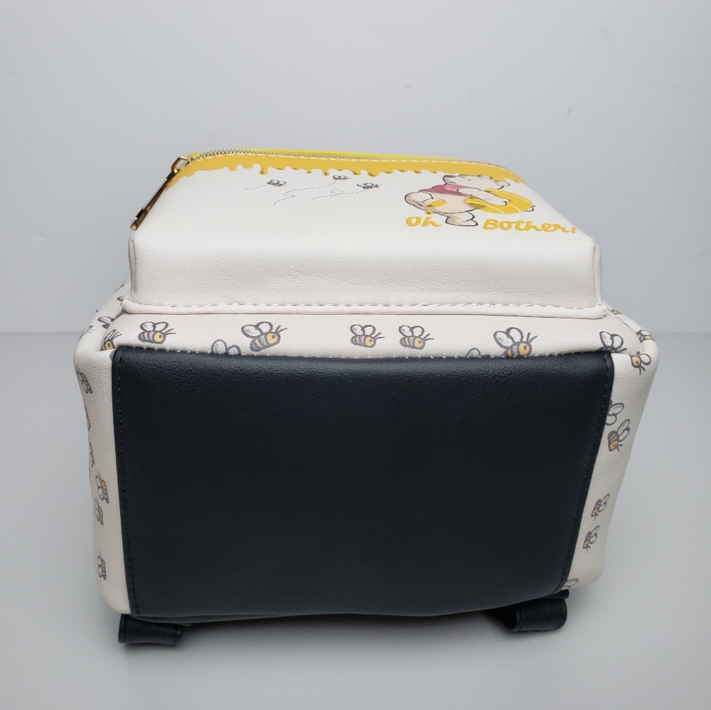 Loungefly Pooh Bees & Honey Backpack & Cardholder - Picture 7 of 8
